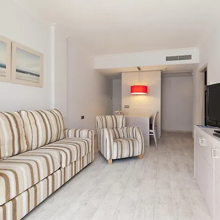 Aparthotel Playa Garden Selection & 4*