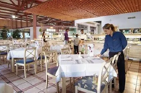 Aparthotel Playa Garden Selection &
